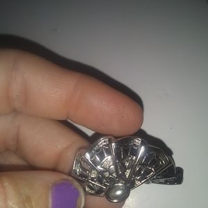 Silver fan shape pierced earrings